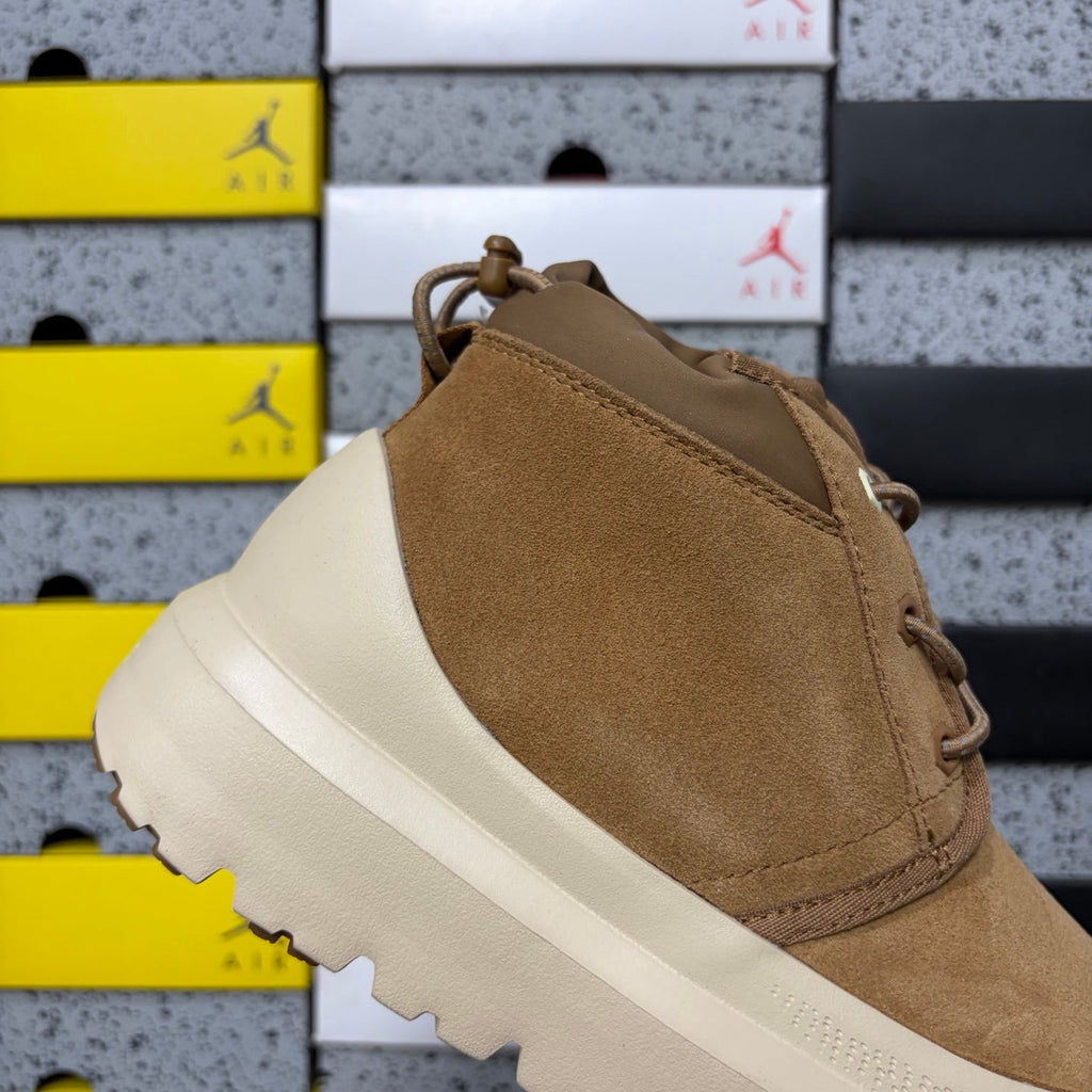UGG Neumel Weather Hybrid Men's Chukka Boot – Waterproof Suede Boot with UGGplush Lining, Lace-Up Closure & Cream Chunky Platform Outsole in Chestnut