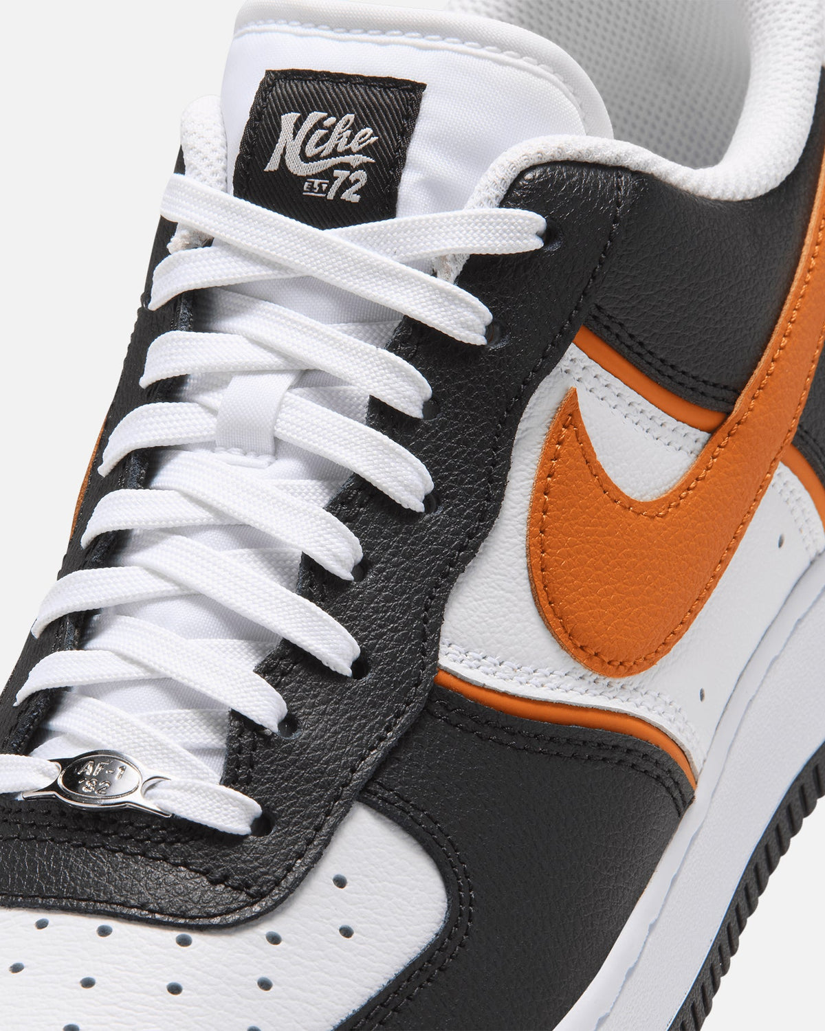 Nike Air Force 1 '07 LV8 Black/Orange