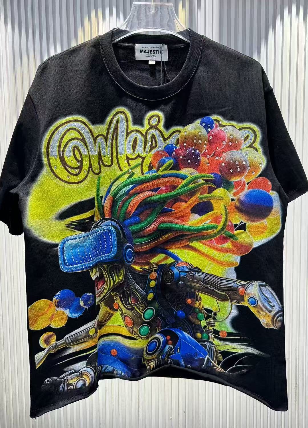 MAJESTIK Color Artwork Graphic T-Shirt