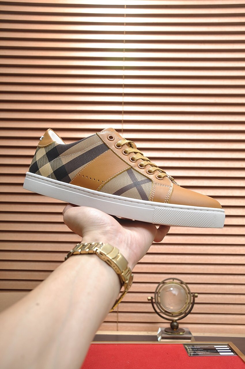 Burberry Tan Plaid Low-Top Sneakers - White Sole