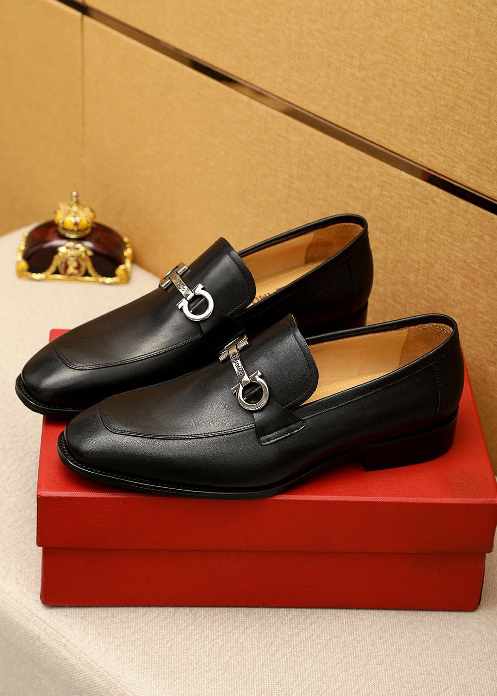Ferragamo Black Leather Bit Loafers - Almond Toe
