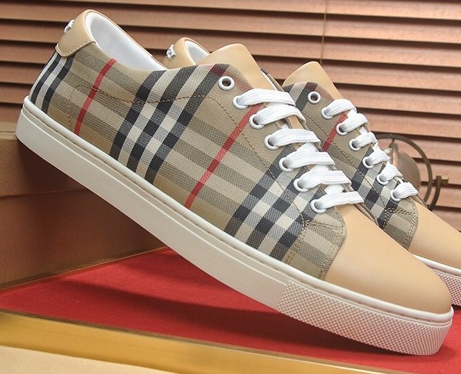 Burberry Beige Plaid Low-Top Sneakers - Lace-Up Closure