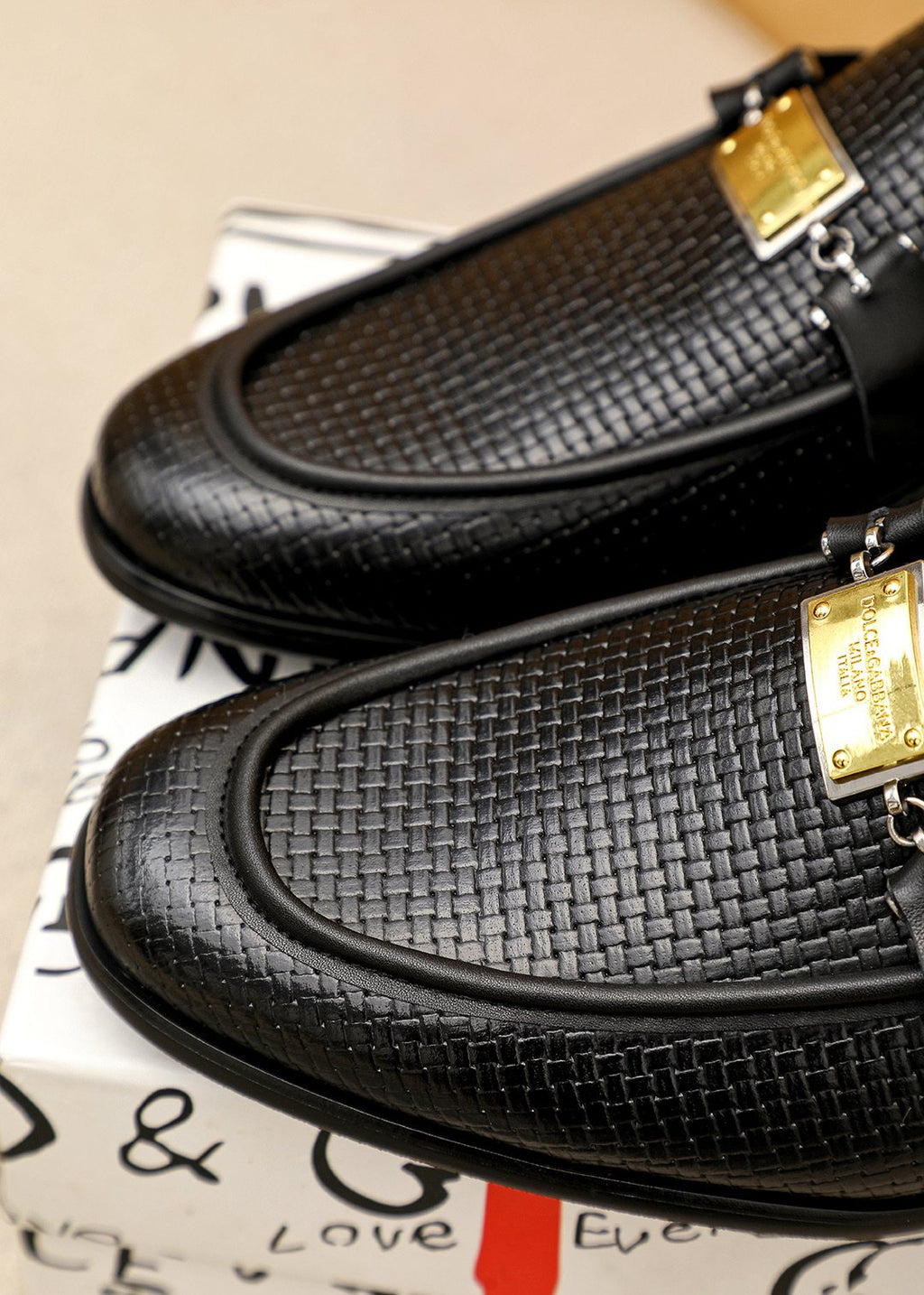 Dolce & Gabbana Black Embossed Buckle Loafers