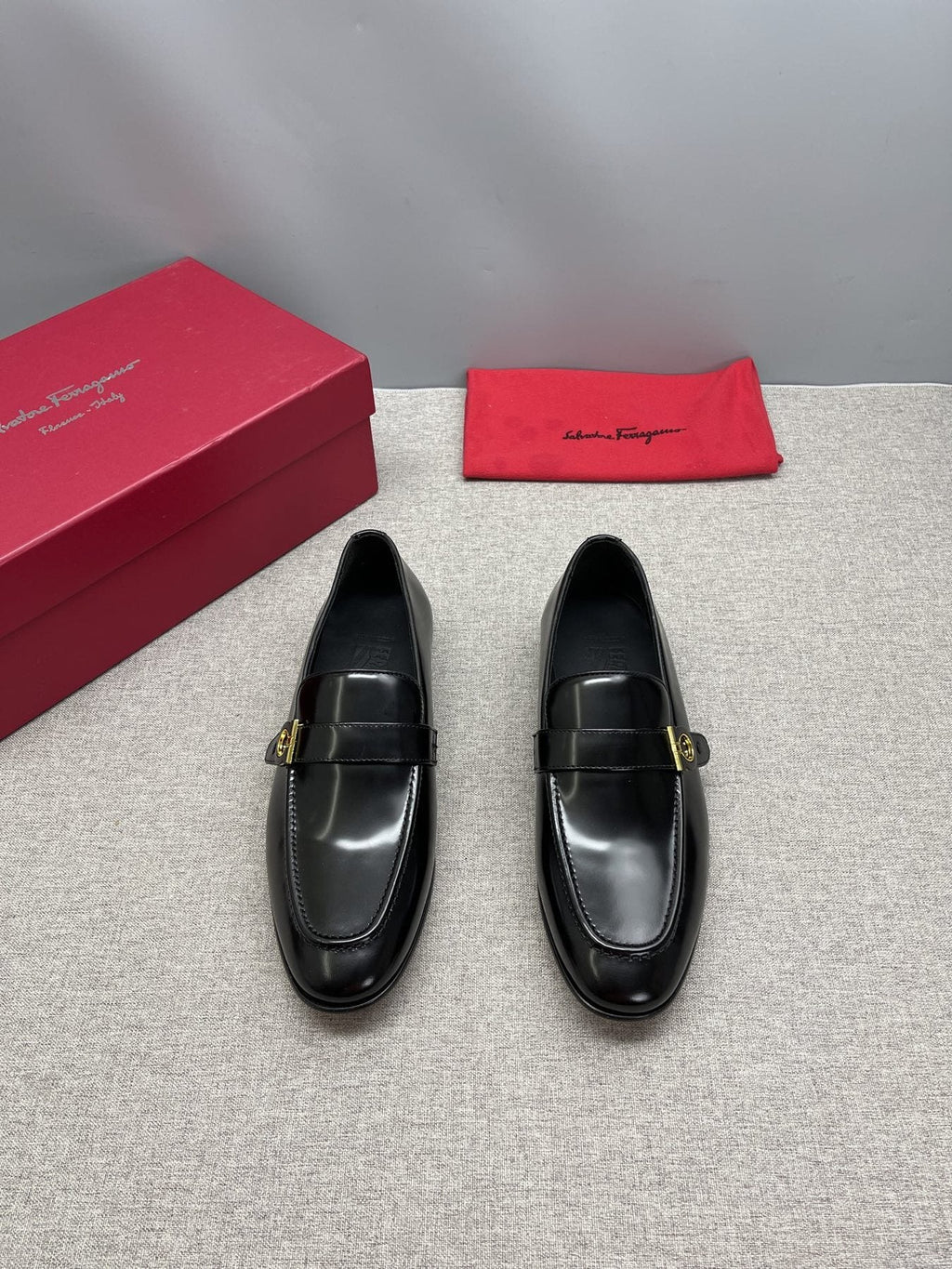Ferragamo Men's Black Gancini Hardware Loafers