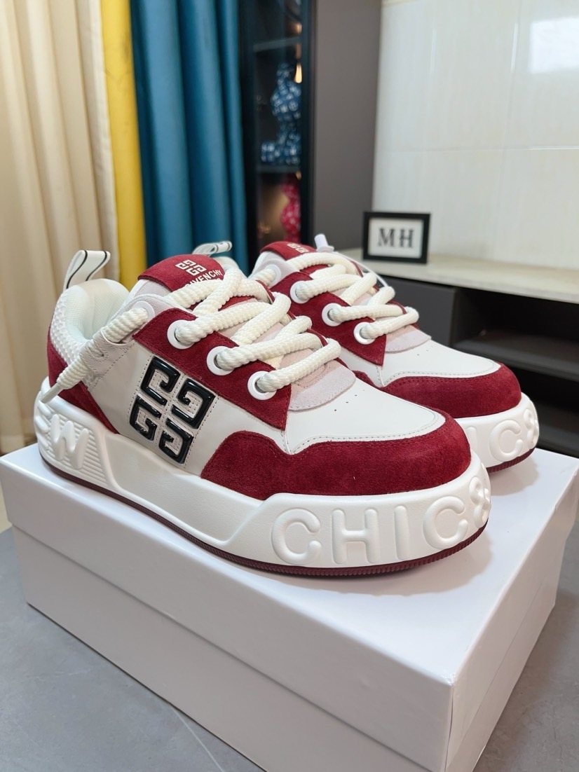 Givenchy Contrast-Panel Low-Top Sneakers